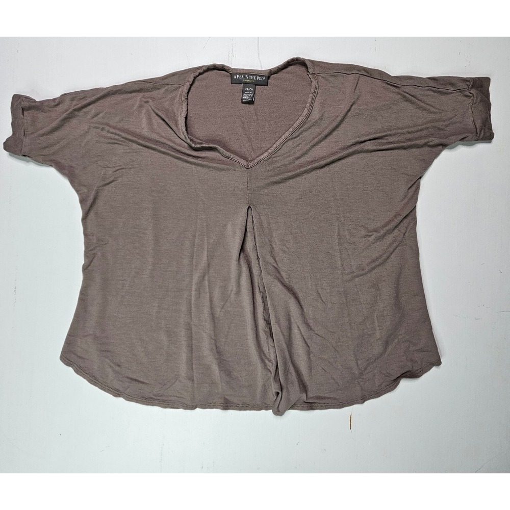 A Pea in the Pod Maternity Top Women S Brown Short Sleeve V-Neck Pleated Front‎